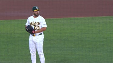 Mason Barnett poncha a ocho Astros 