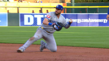 Vinnie Pasquantino's great diving stop