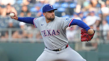 Nathan Eovaldi poncha a 3 contra los Reales