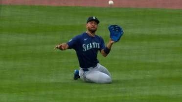 Julio Rodríguez's smooth sliding catch