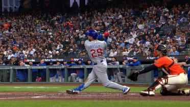 Michael Busch splashes homer into McCovey Cove! (8) 
