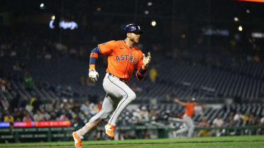 Jeremy Peña's RBI double