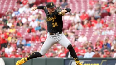 Paul Skenes K's five, earns first 2026 win vs. Reds