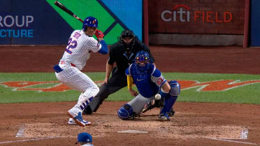 Juan Soto caps off the Mets' four-run inning