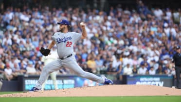 Clayton Kershaw begins the bottom of the 2nd with a K | 07