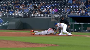 Lucas Erceg picks off Gunnar Henderson after review