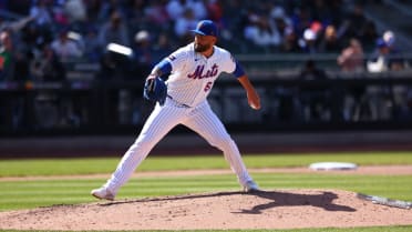 Sean Manaea poncha a cuatro