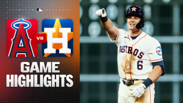 Astros score 11 straight runs to come back vs. Angels