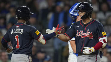Ha-Seong Kim's go-ahead three-run homer (3)