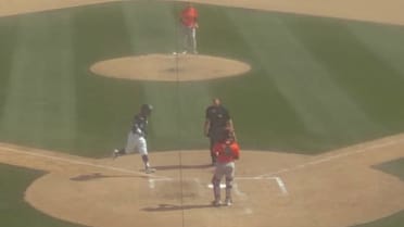 Luisangel Acuña's solo home run