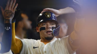 William Contreras' solo homer (7)