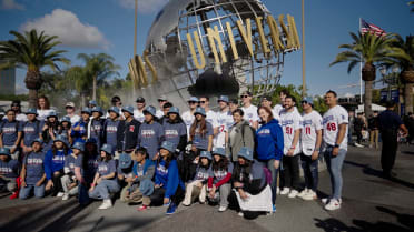 Dodgers visit Universal Studios