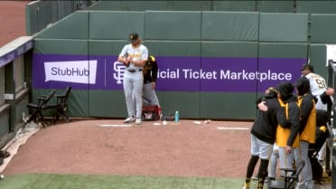 Pirates ship Caleb Ferguson to Mariners