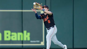 Casey Mize deja las bases llenas en la 4ta