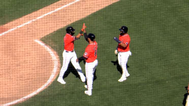 Thayron Liranzo's three-run home run