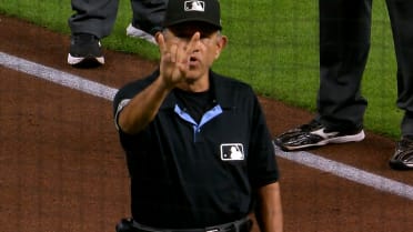 Denzer Guzman's home run overturned after review