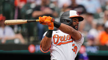 Leody Taveras remolca 2 con doble