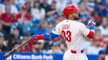 Edmundo Sosa's three-run home run (1)