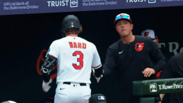 Taylor Ward produce con sac fly