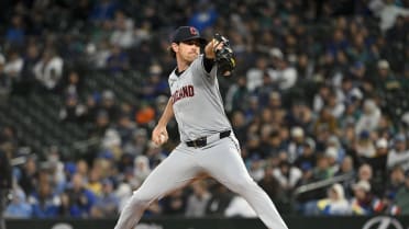 Blue Jays trade for Shane Bieber