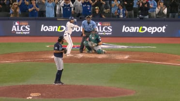 MLB India Call: Springer's go-ahead three-run homer