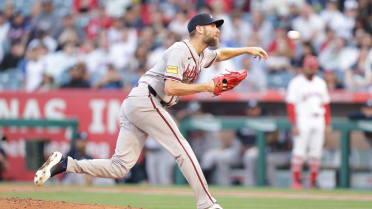 Chris Sale propina 7 ponches