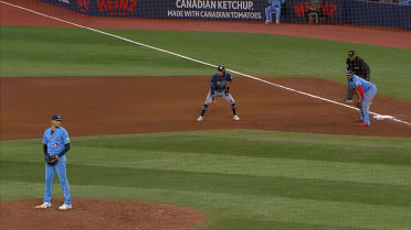 Ben Williamson steals second base