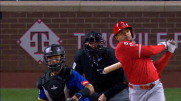Christian Moore's three-run homer (2)