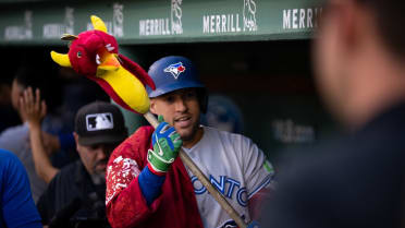 Blue Jays score five runs in the 3rd inning
