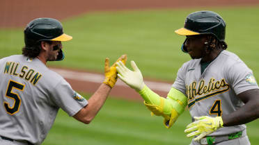Lawrence Butler's leadoff home run (7)