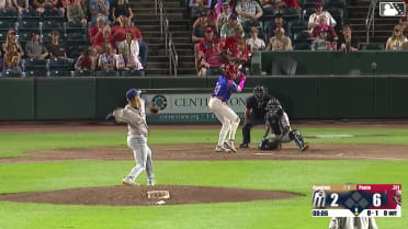 Tai Peete homers (3) on a fly ball to right field.