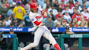Alec Bohm's second solo home run (3) 