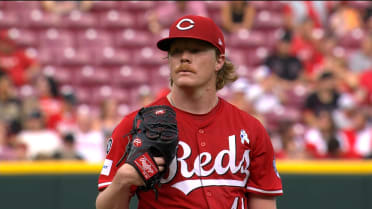 Andrew Abbott strikes out Brooks Lee