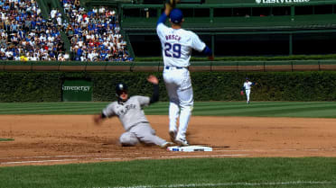 Verdugo makes it back to 1st after overturned call