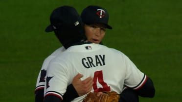 Cody Laweryson sella la victoria de los Twins