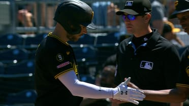 Brandon Lowe's RBI single