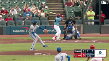 Héctor Rodríguez homers (20) on a fly ball to right center field. Ke'Bryan Hayes scores.