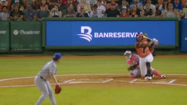 Félix Reyes produce en out forzado