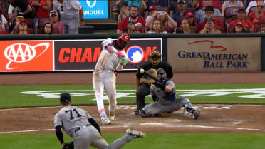 Elly De La Cruz's RBI single 