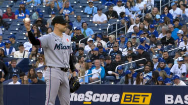 Janson Junk domina en Toronto