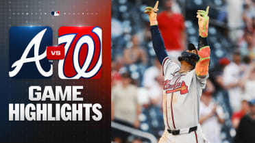 Ronald Acuña Jr. hits his 200th career homer in win
