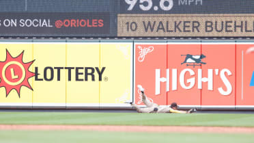 Jase Bowen's incredible diving catch