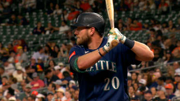 Luke Raley's solo homer (9)