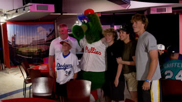 Make-A-Wish reception at All-Star Week