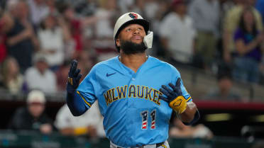 Jackson Chourio's solo home run (13)