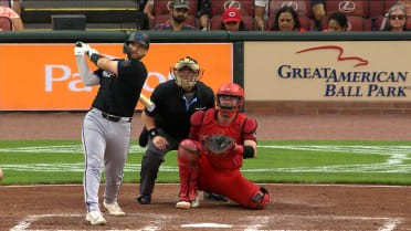 Joe Mack's solo home run (12)