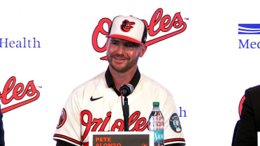 Alonso sobre su decisión de firmar con los Orioles
