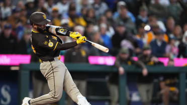 Rodolfo Durán's first Major League homer