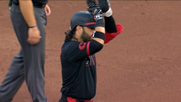 Hit 1,500 de Eugenio Suárez