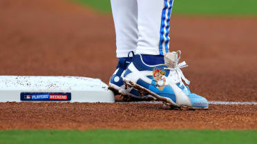 Royals show off colorful cleats for a cause